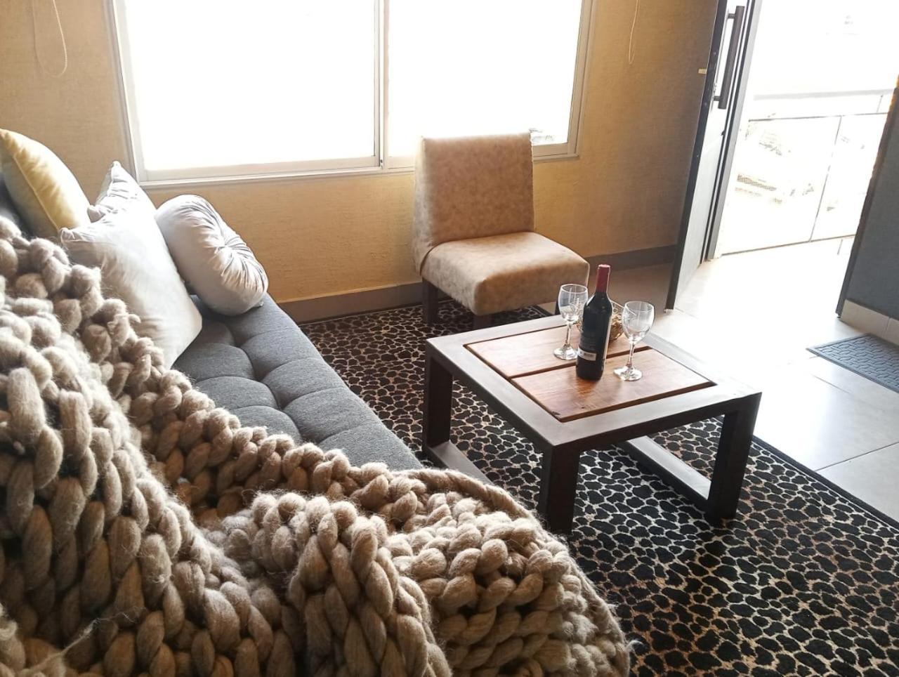 Departamento Boutique De Disenador " Terraza 22 " - Cochera- Vista A La Montana- Cancelacion Gratuita- Pagaras En El Alojamiento Mendoza Kültér fotó